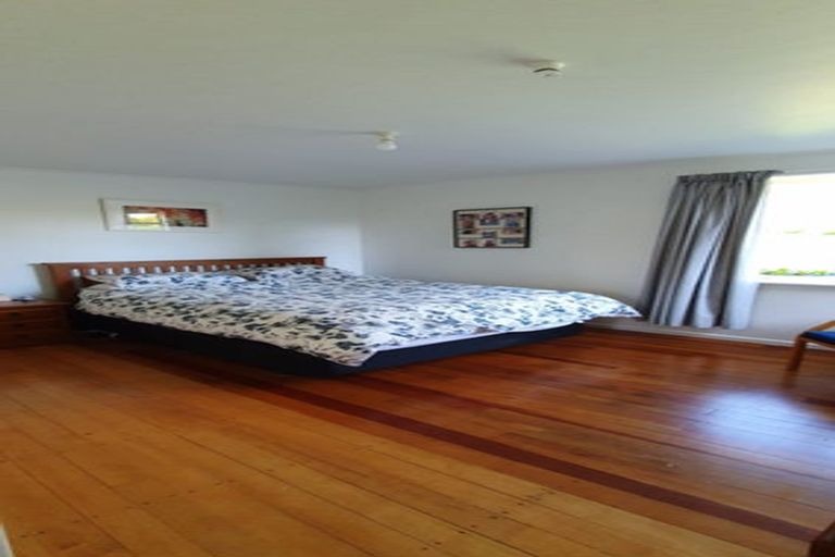 Photo of property in 11 Main Street, Greytown, 5712