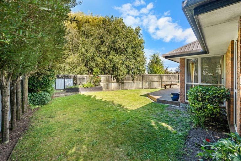 Photo of property in 2/45b Trafford Street, Harewood, Christchurch, 8051