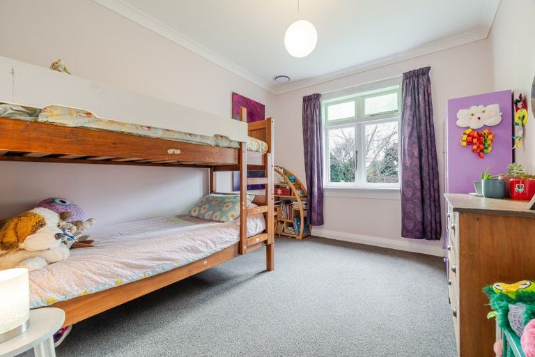 Photo of property in 23 Knowles Street, Terrace End, Palmerston North, 4410