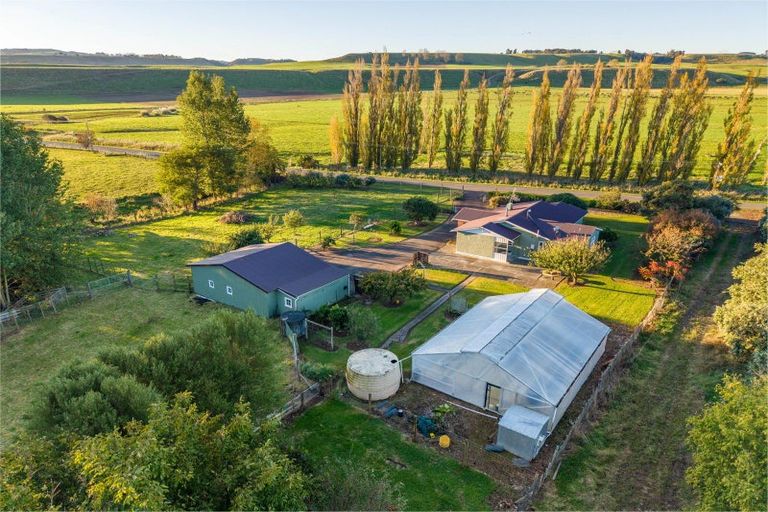 Photo of property in 110 Putorino Road, Hunterville, Marton, 4787
