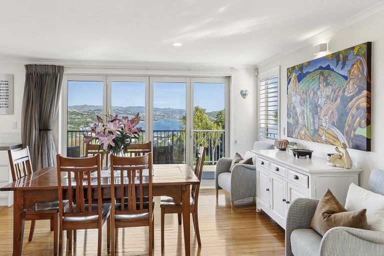 Photo of property in 14 Corlett Road, Plimmerton, Porirua, 5026