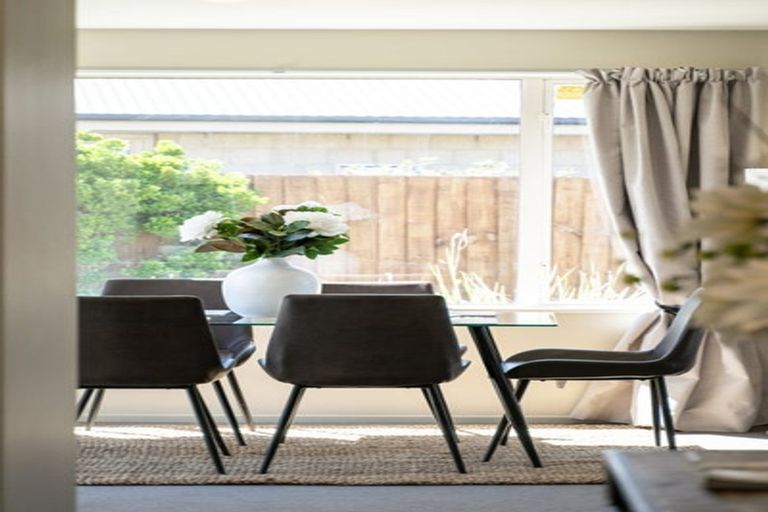 Photo of property in 8 Sienna Court, Aidanfield, Christchurch, 8025