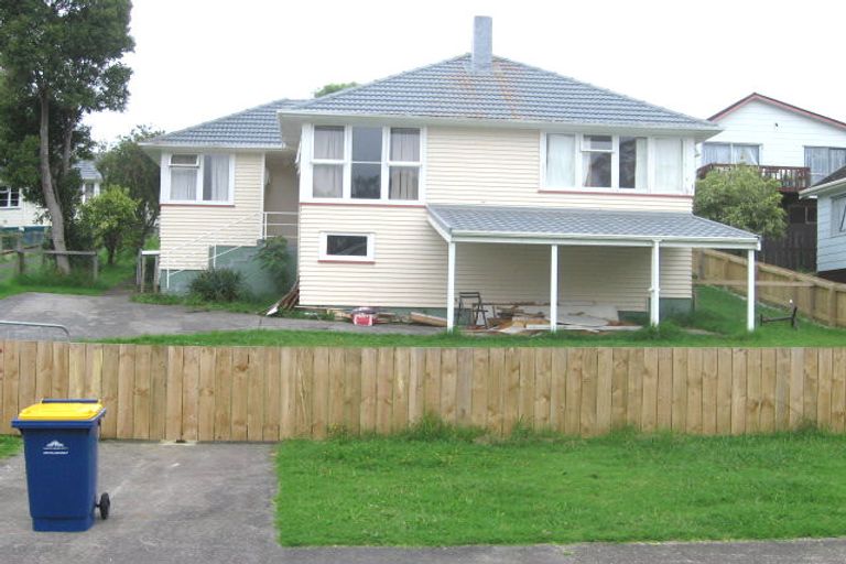 Photo of property in 12 Kaka Street, Northcote, Auckland, 0627