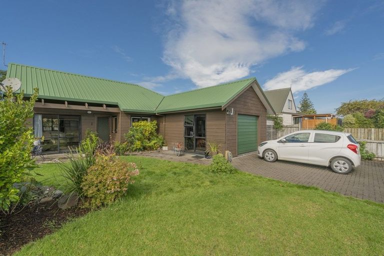 Photo of property in 1 Nicholas Avenue, Whitianga, 3510