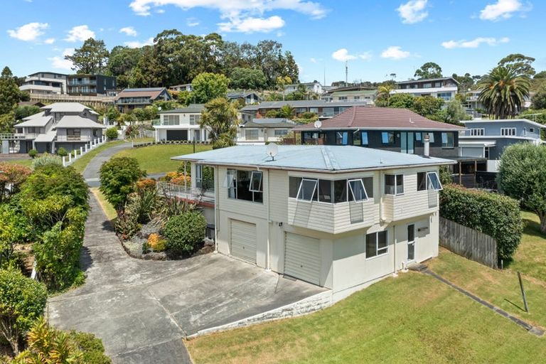 Photo of property in 75 Marellen Drive, Red Beach, 0932