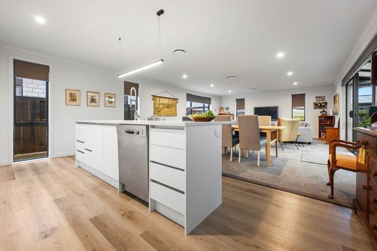 Photo of property in 2 Lulu Avenue, Chartwell, Hamilton, 3210