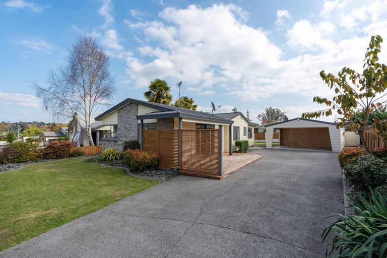 Photo of property in 90 Dixon Road, Glenview, Hamilton, 3206