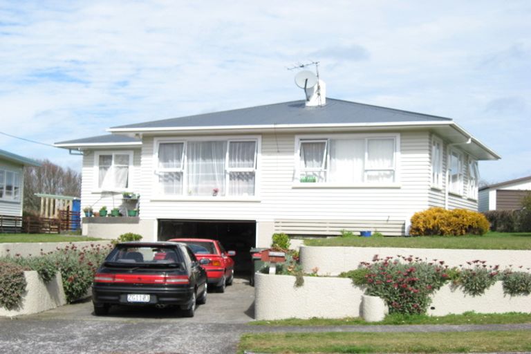 Photo of property in 13 Surrey Street, Stratford, 4332