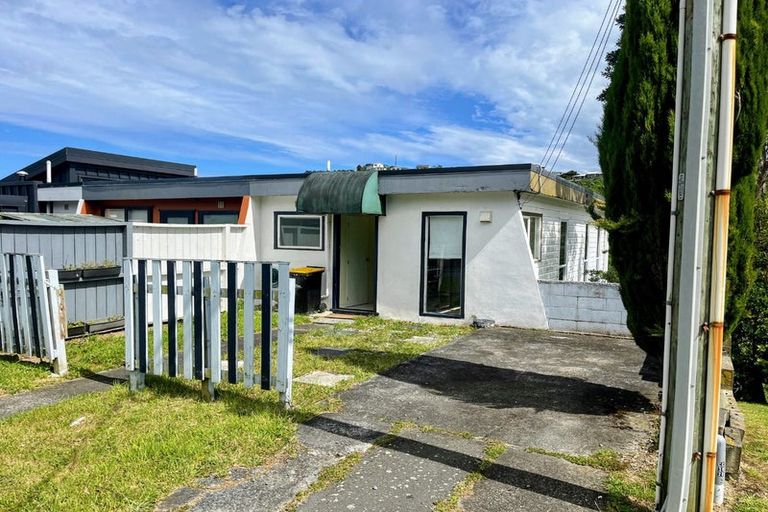 Photo of property in 51c Mandalay Terrace, Khandallah, Wellington, 6035
