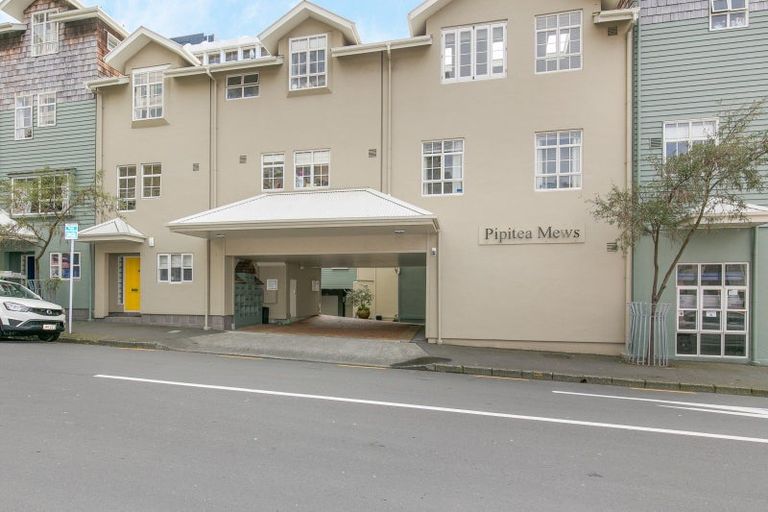 Photo of property in 38 Pipitea Street, Thorndon, Wellington, 6011