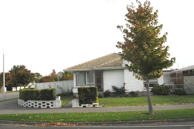 Photo of property in 23 Maidstone Road, Ilam, Christchurch, 8041