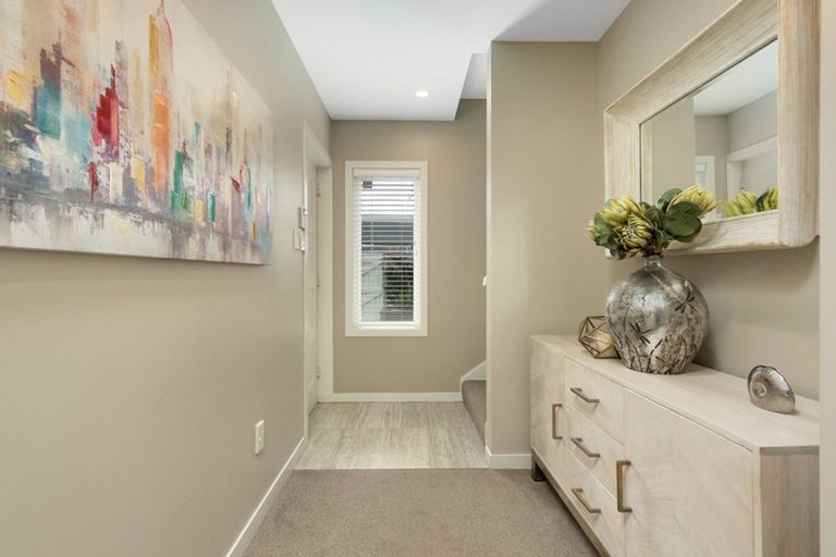 Photo of property in 27 Hillcrest Road, Otumoetai, Tauranga, 3110