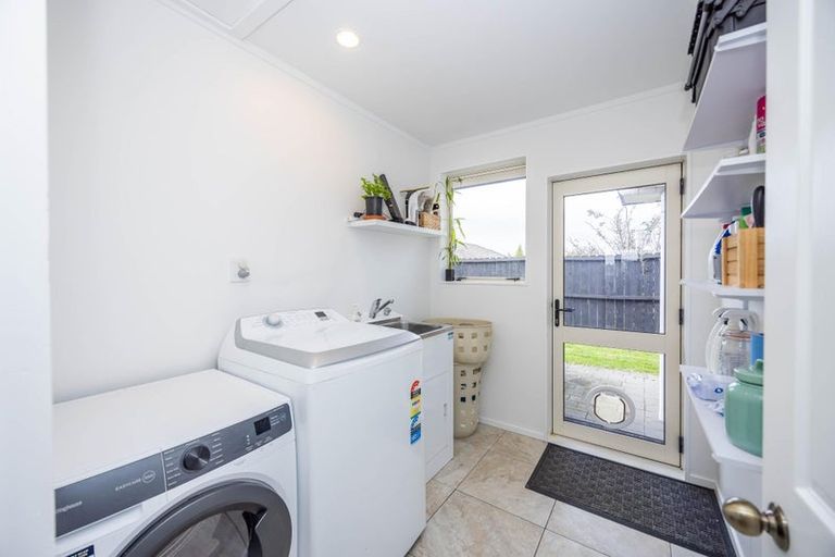 Photo of property in 12 Flora Way, Rototuna, Hamilton, 3210