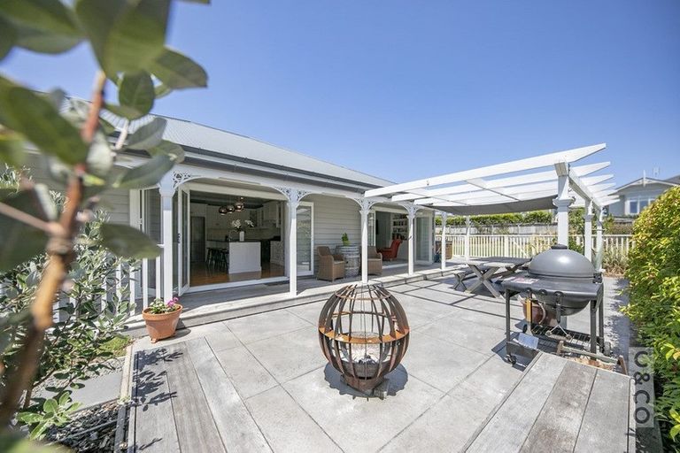 Photo of property in 40 Maude Street, Riverhead, 0820