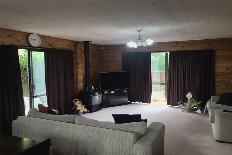 Photo of property in 2/2 Geraldo Place, Russley, Christchurch, 8042