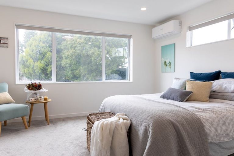 Photo of property in 5 Gladfield Lane, Te Atatu Peninsula, Auckland, 0610