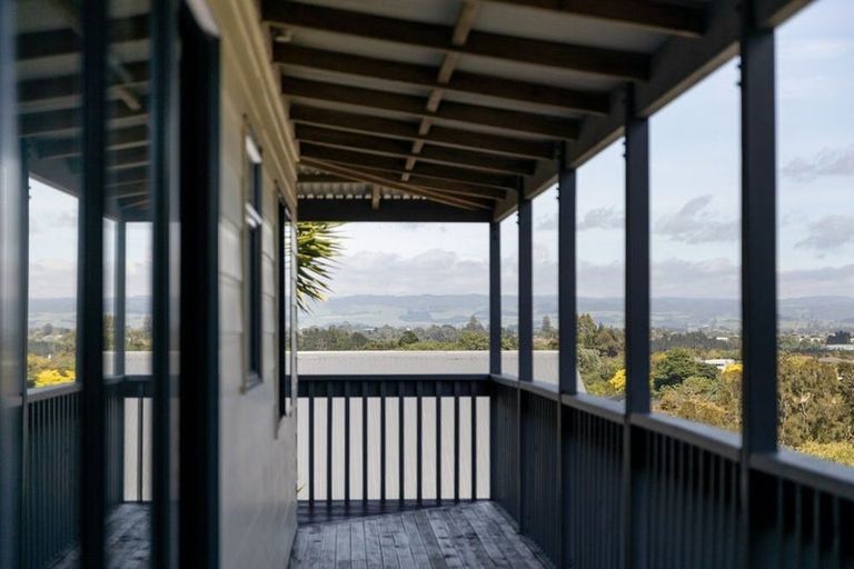 Photo of property in 10 Kaimai View Drive, Ohauiti, Tauranga, 3112