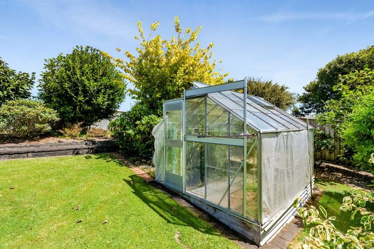 Photo of property in 563 Mangorei Road, Mangorei, New Plymouth, 4371