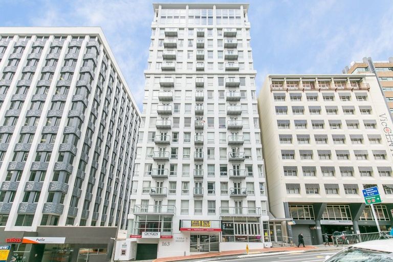 Photo of property in Terrace Heights Apartments, 14d/163 The Terrace, Wellington Central, Wellington, 6011
