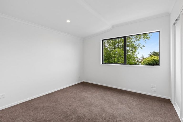 Photo of property in 500f Te Atatu Road, Te Atatu Peninsula, Auckland, 0610