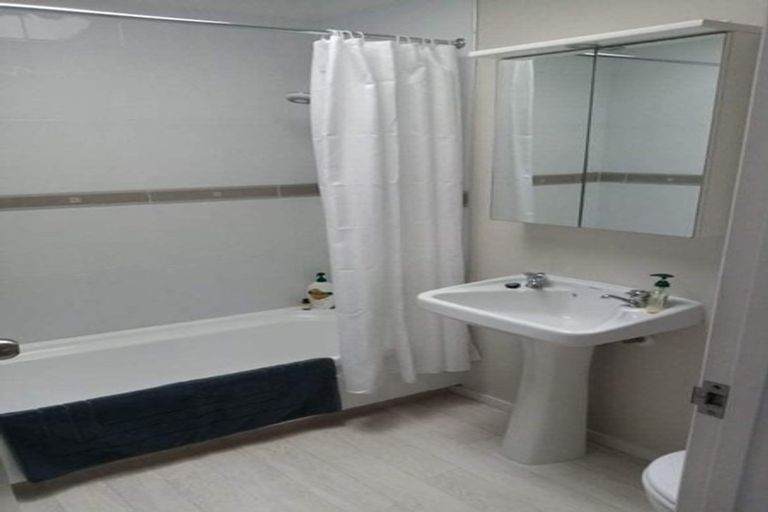 Photo of property in 30 Rita Street, Mount Maunganui, 3116