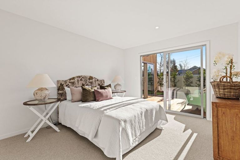 Photo of property in 78 Weston Road, St Albans, Christchurch, 8052