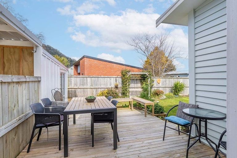 Photo of property in 1 Russell Avenue, Te Aroha, 3320