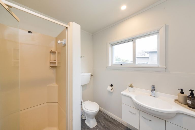 Photo of property in 18 Mcgregor Street, Milson, Palmerston North, 4414