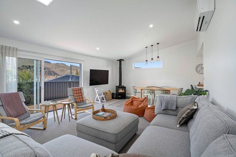 Photo of property in 54a Ray Street, Cromwell, 9310