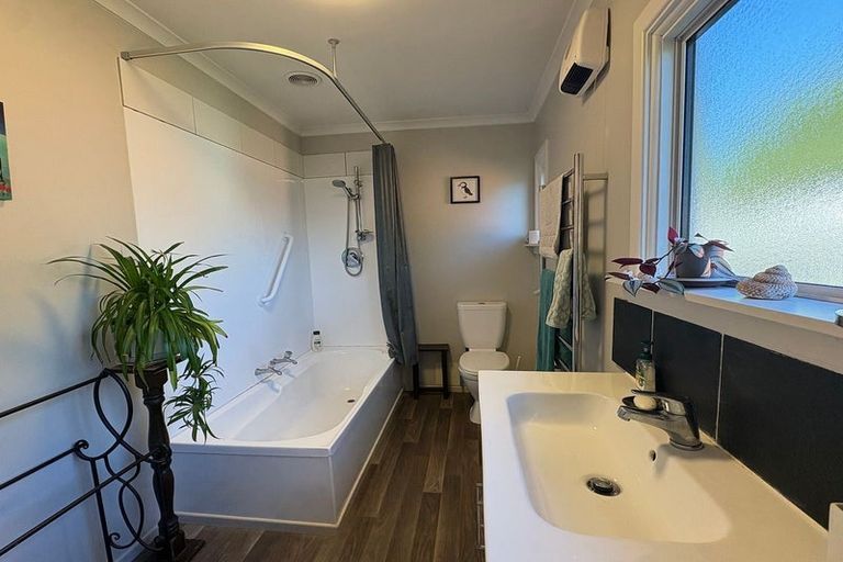 Photo of property in 61 Victors Road, Hoon Hay, Christchurch, 8025
