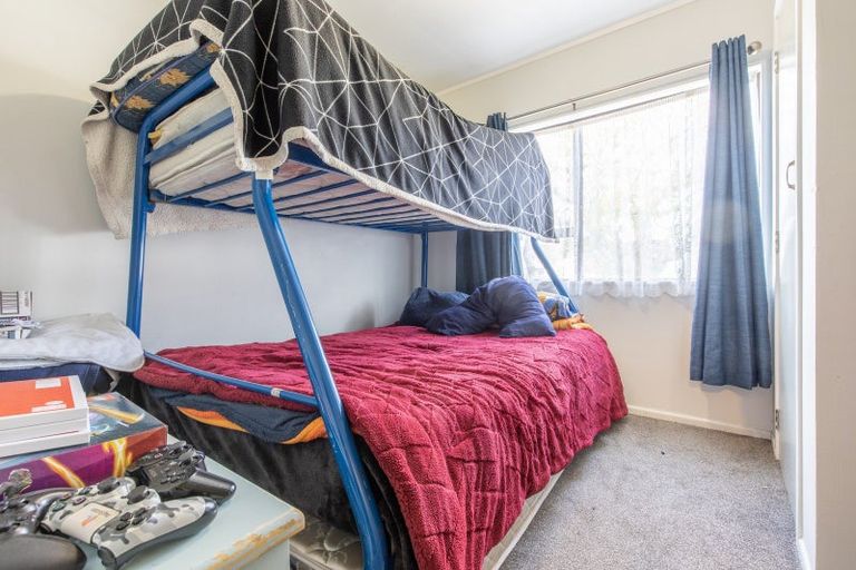 Photo of property in 70 Bibby Street, Waipawa, 4210