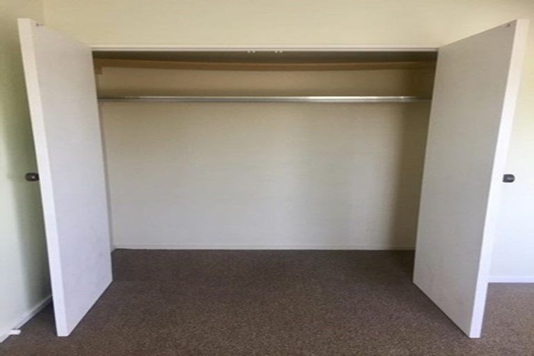 Photo of property in 7 Peter Hall Drive, Kelvin Grove, Palmerston North, 4414