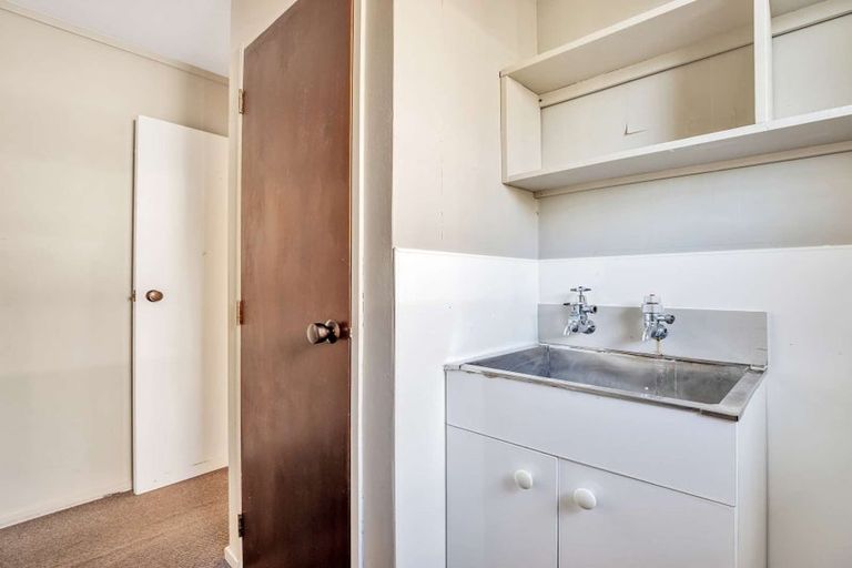 Photo of property in 2 Birch Place, Aramoho, Whanganui, 4500