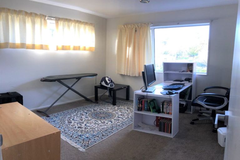 Photo of property in 1 Castlederg Drive, Flat Bush, Auckland, 2019