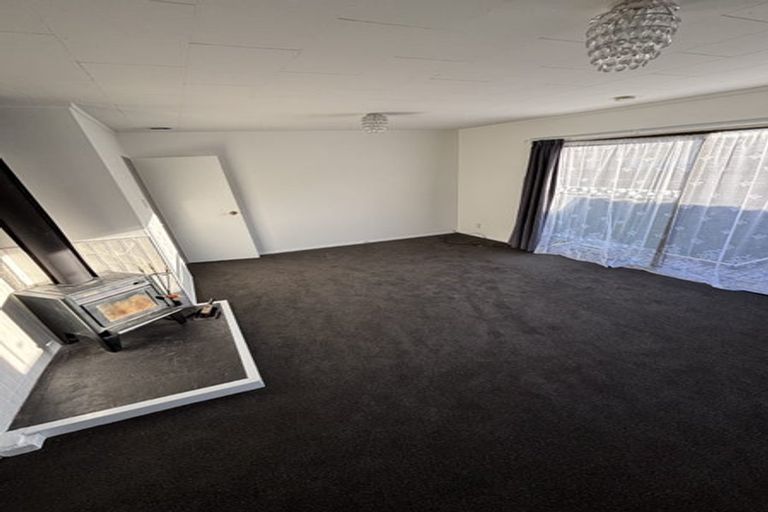 Photo of property in 58a Gemstone Drive, Birchville, Upper Hutt, 5018