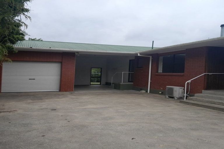 Photo of property in 36 South Manakau Road, Manakau, Otaki, 5583