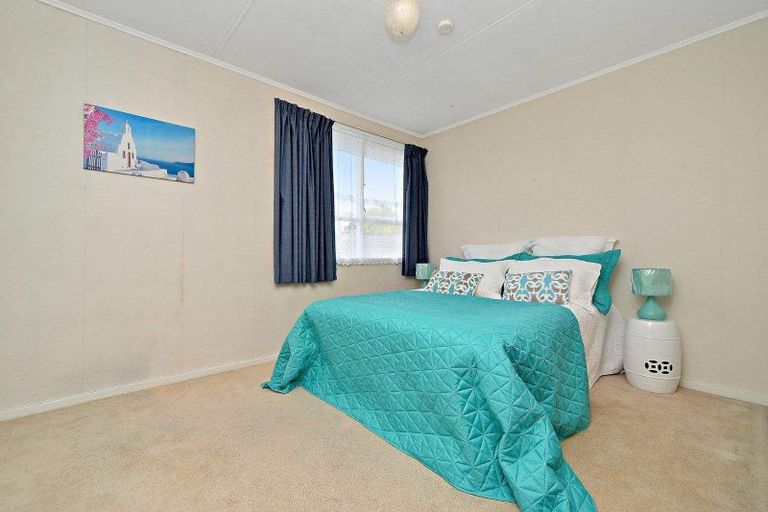 Photo of property in 9a Dennis Road, Papatoetoe, Auckland, 2025