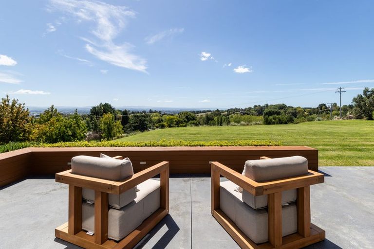 Photo of property in 194 Te Mata Peak Road, Havelock North, 4130