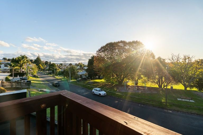 Photo of property in 39 Seymour Place, Bellevue, Tauranga, 3110
