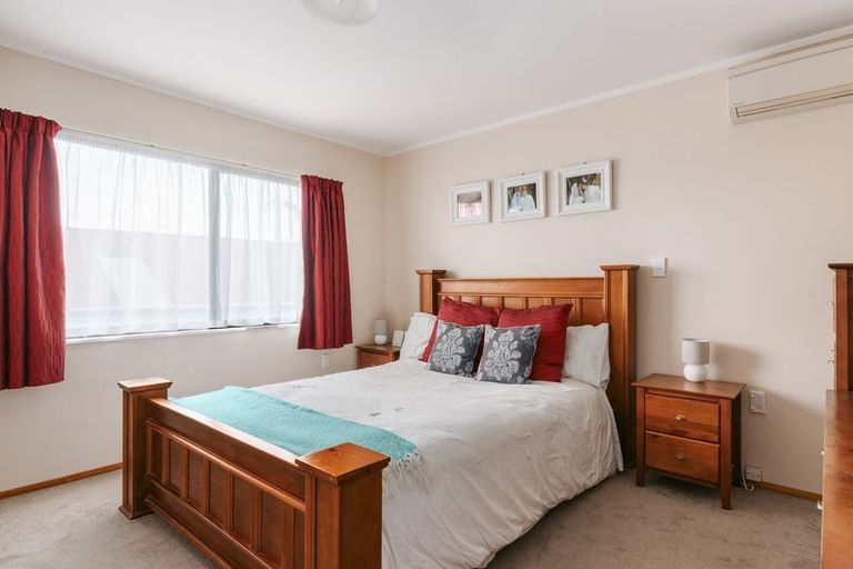 Photo of property in 7a Omokoroa Road, Omokoroa, 3114