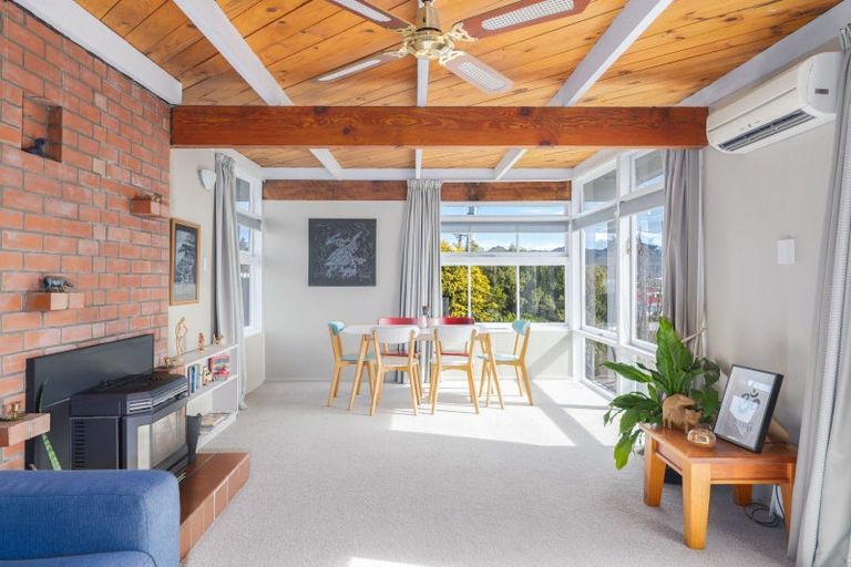 Photo of property in 36 Ranui Crescent, Diamond Harbour,  8971
