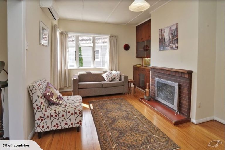 Photo of property in 38 Jellicoe Drive, Hamilton East, Hamilton, 3216