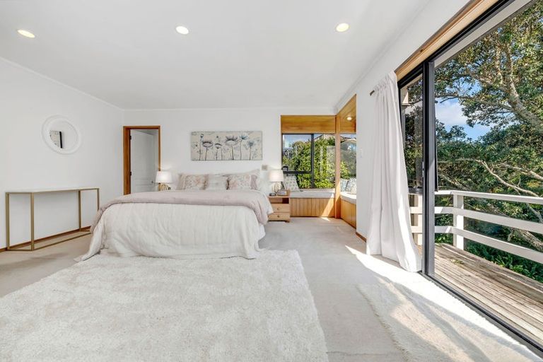 Photo of property in 16 Tainui Road, Cockle Bay, Auckland, 2014