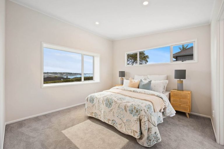 Photo of property in 34 Bucklands Beach Road, Bucklands Beach, Auckland, 2012