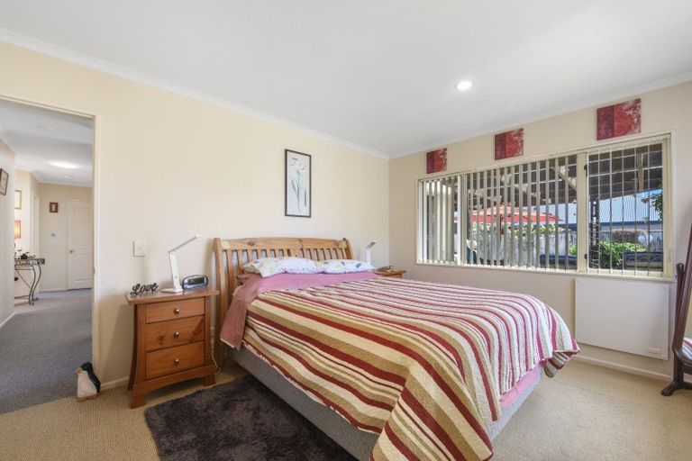 Photo of property in 22 Hollybush Drive, Brightwater, 7022