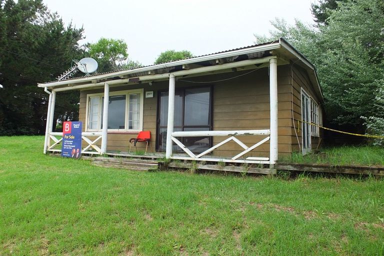 Photo of property in 8 Signal Street, Foxton Beach, Foxton, 4815