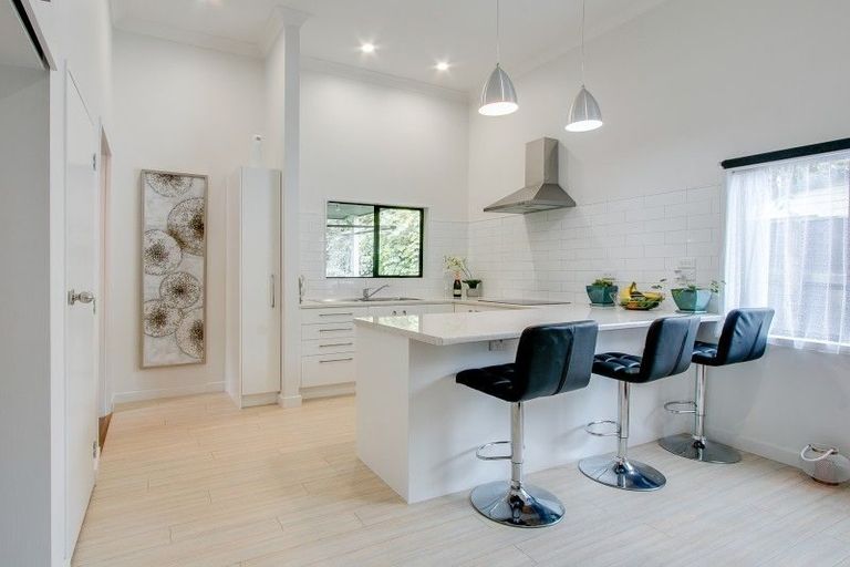 Photo of property in 101 Shakespeare Road, Bluff Hill, Napier, 4110