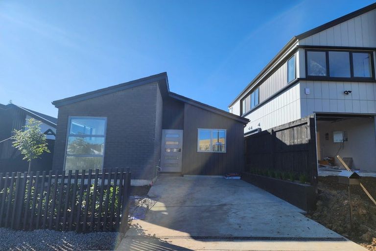 Photo of property in 34 Papai Lane, Massey, 0614