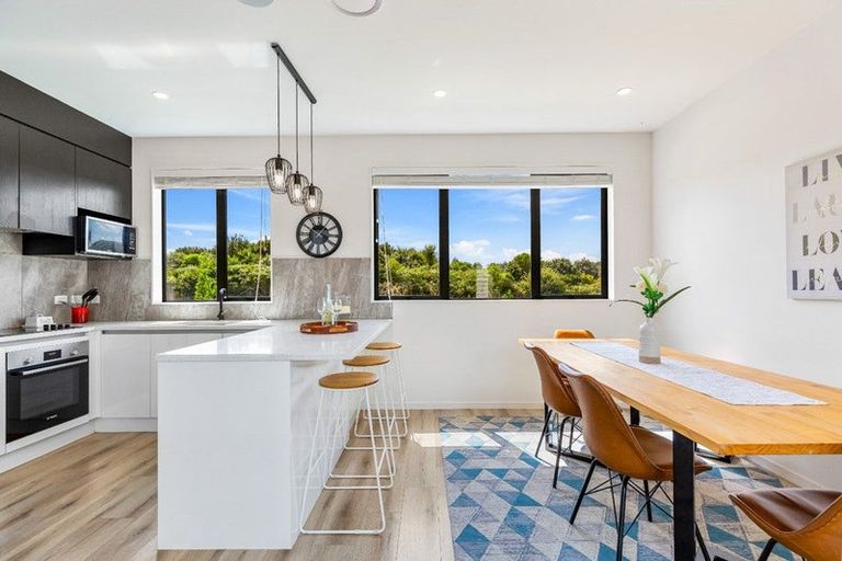 Photo of property in 42 Lockheed Street, Hobsonville, Auckland, 0618