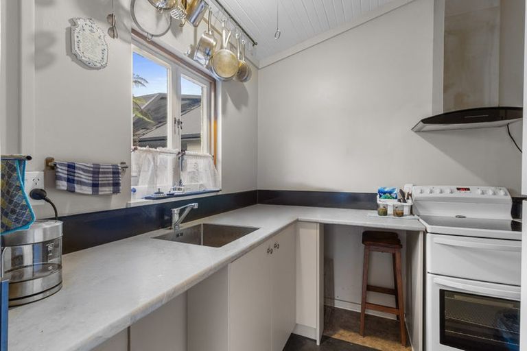 Photo of property in 24 Charlemont Street, Whitiora, Hamilton, 3200